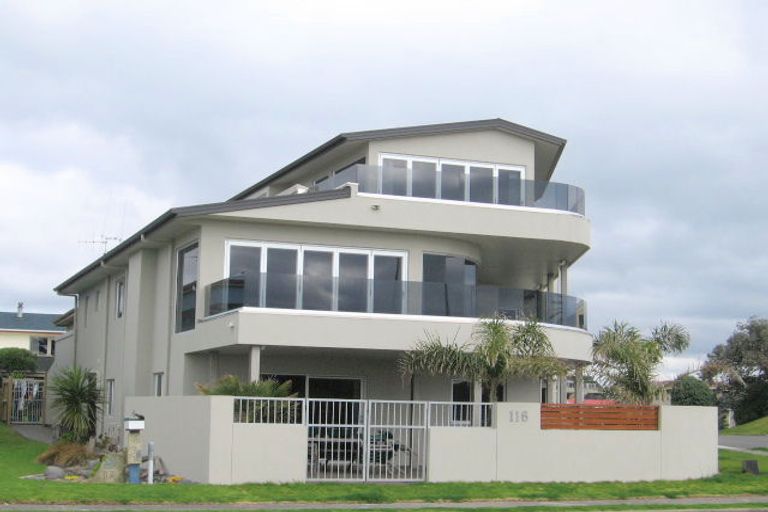 Photo of property in 116 Marine Parade, Mount Maunganui, 3116