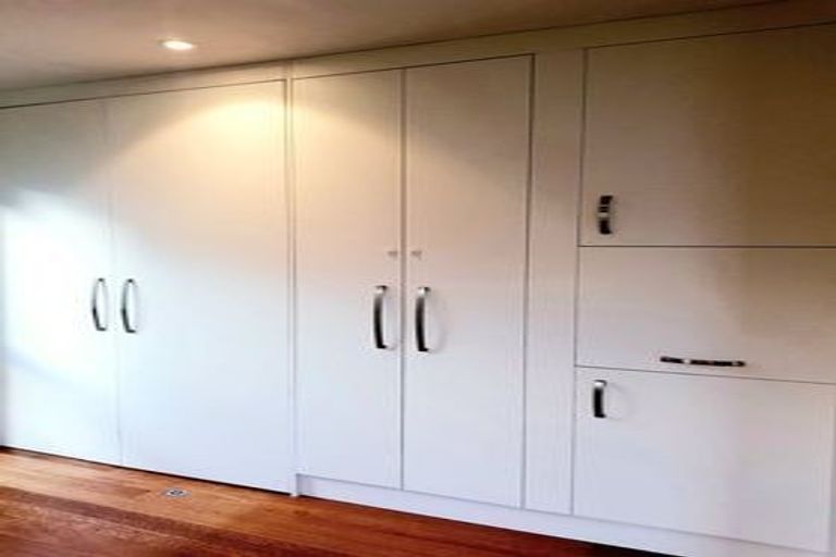 Photo of property in 2/20 Kamara Road, Glen Eden, Auckland, 0602