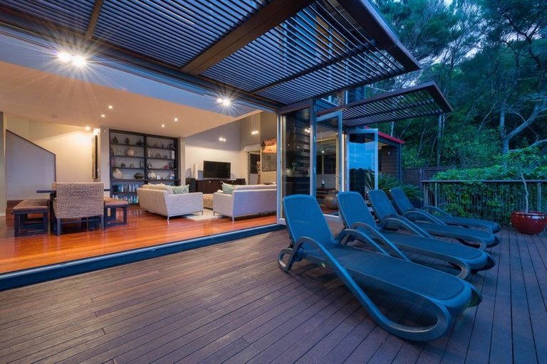 Photo of property in 14a Kaha Place, Russell, 0272