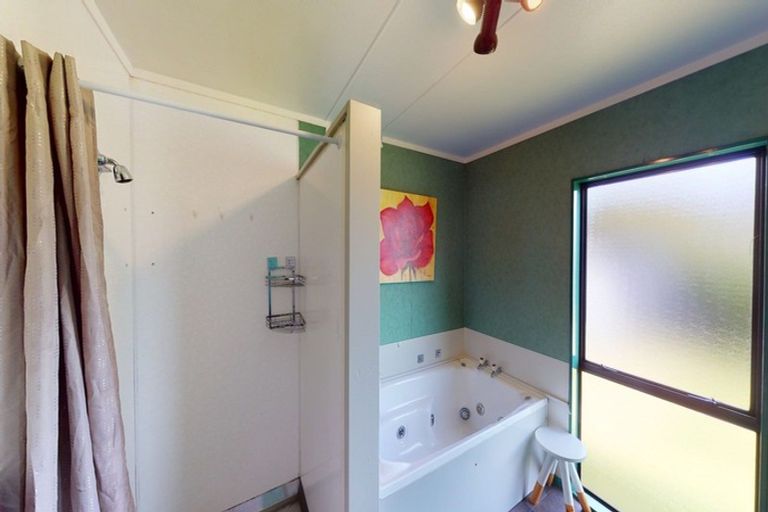 Photo of property in 21a Chester Street, Levin, 5510