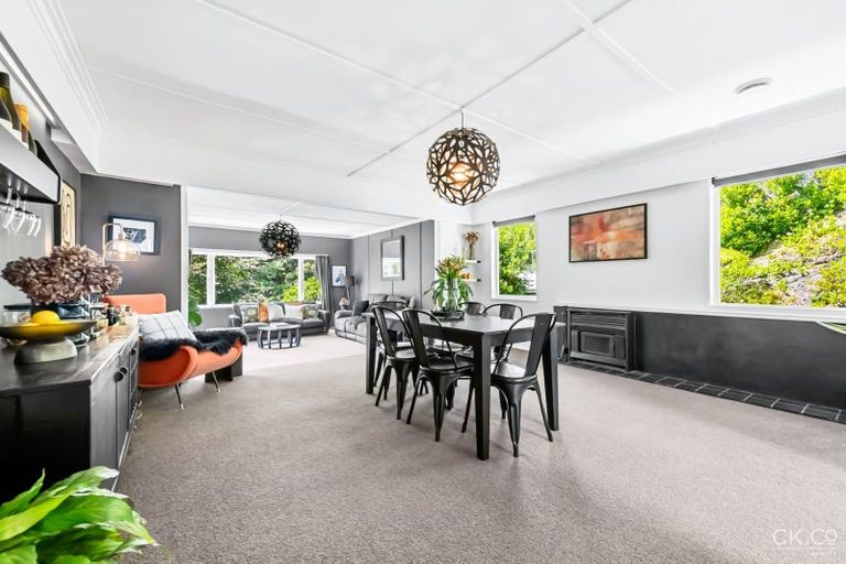 Photo of property in 74 Elmslie Road, Pinehaven, Upper Hutt, 5019