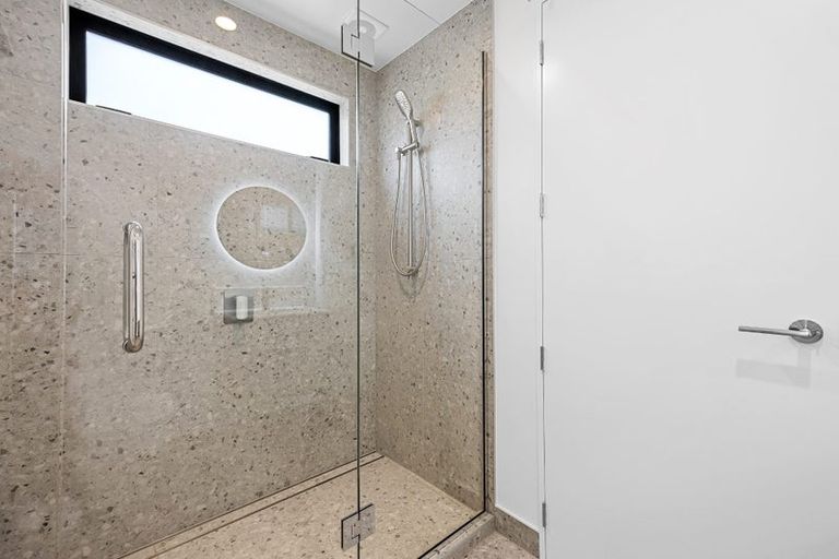 Photo of property in 9/200 Main Road North, Redwood, 8051