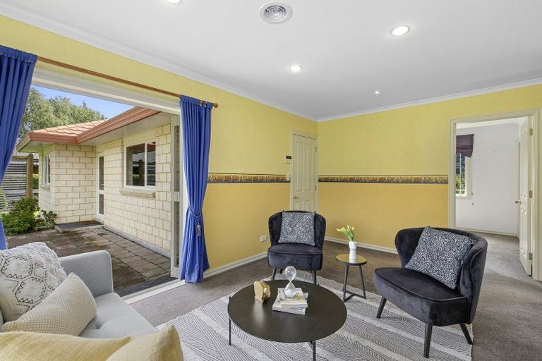 Photo of property in 85 Emerald Hill Drive, Birchville, Upper Hutt, 5018