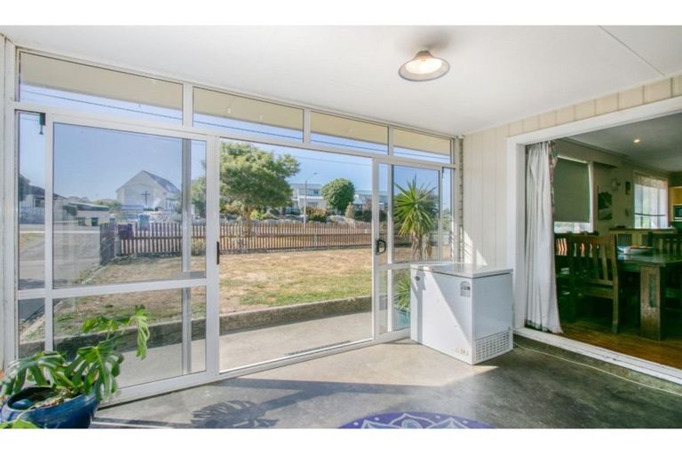 Photo of property in 68 Middle Road, Havelock North, 4130