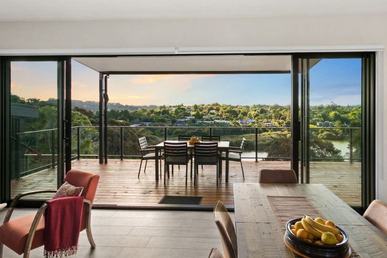 Photo of property in 62 Rarere Terrace, Kerikeri, 0230