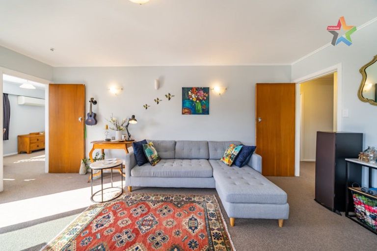 Photo of property in 25a Porutu Street, Fairfield, Lower Hutt, 5011