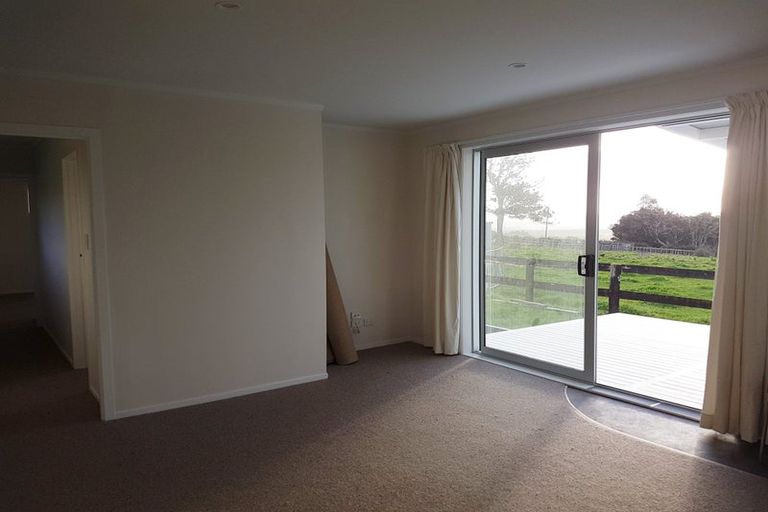Photo of property in 77 Alexandra Redoubt Road, Tuakau, 2694
