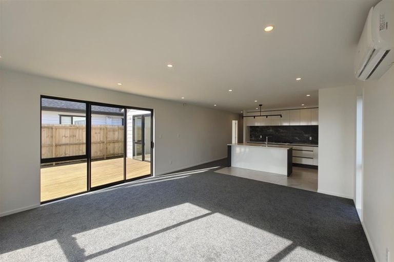 Photo of property in 19 Opouatu Avenue, Glenbrook, Waiuku, 2681