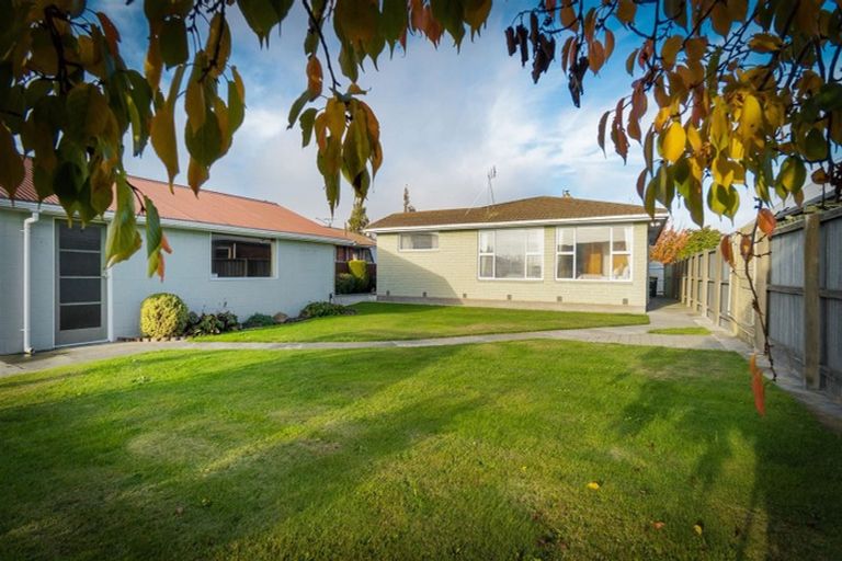 Photo of property in 763 Main North Road, Belfast, Christchurch, 8051