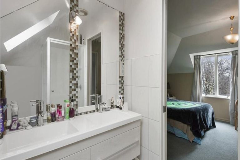 Photo of property in 54 Medway Street, Richmond, Christchurch, 8013