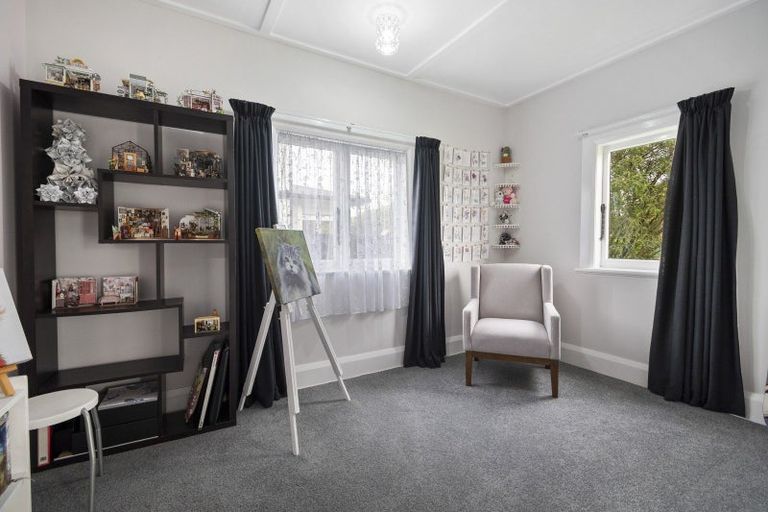 Photo of property in 37 Grey Street, Marton, 4710