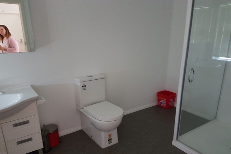 Photo of property in 12-14 Clevedon Road, Papakura, 2110