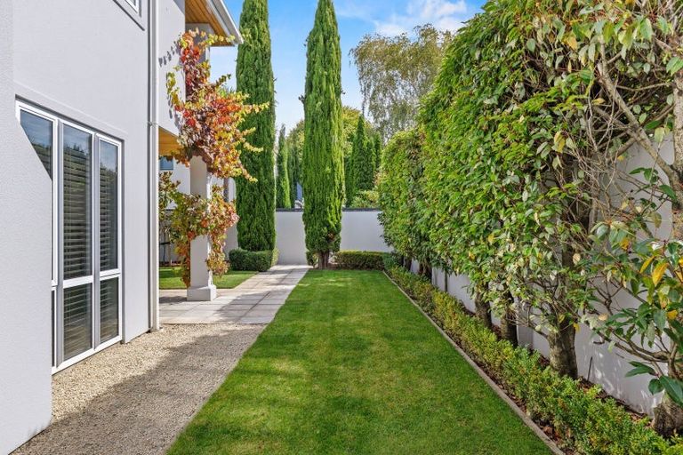 Photo of property in 138 Glandovey Road, Strowan, Christchurch, 8052