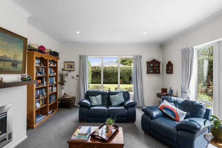 Photo of property in 25d Taylors Avenue, Bryndwr, Christchurch, 8052