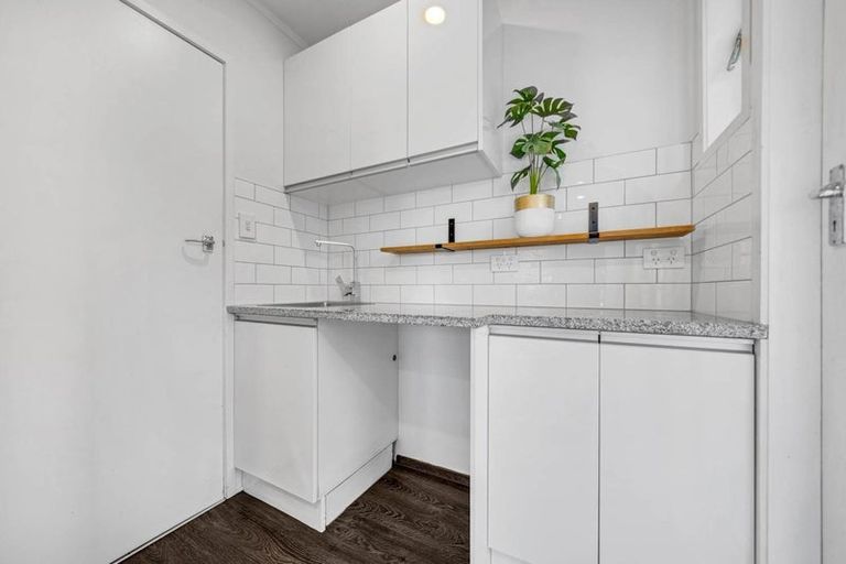 Photo of property in 2/27 Waimana Road, Conifer Grove, Takanini, 2112