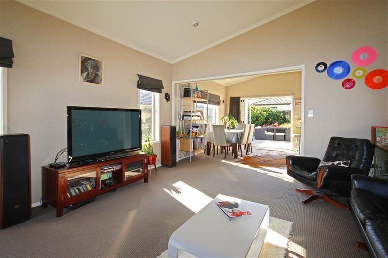 Photo of property in 31 Gibson Place, Papamoa Beach, Papamoa, 3118