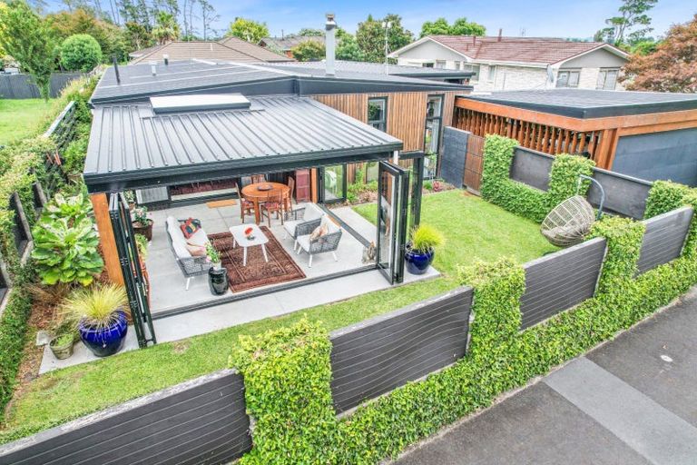 Photo of property in 21 Samuel Place, Queenwood, Hamilton, 3210