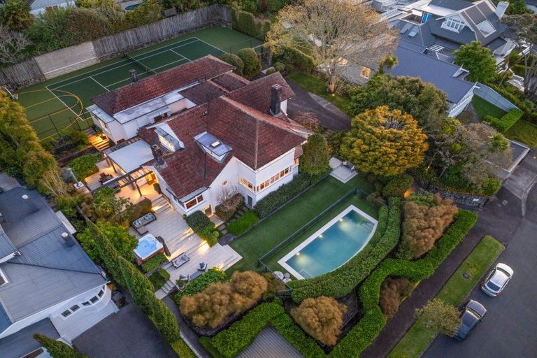 Photo of property in 29 Rahiri Road, Mount Eden, Auckland, 1024