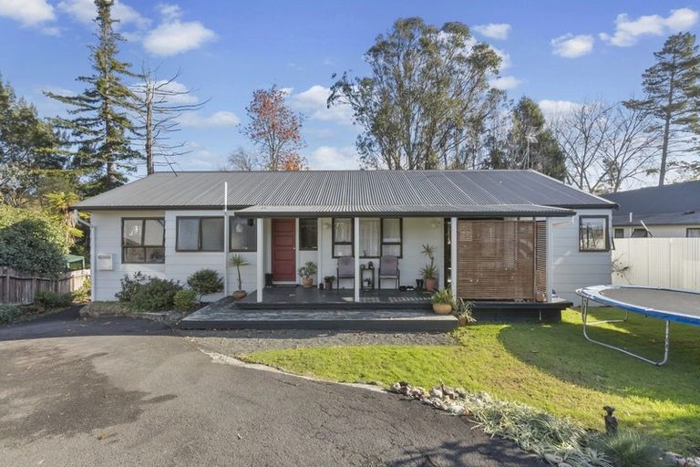 Photo of property in 8 Homestead Place, Glenview, Hamilton, 3206