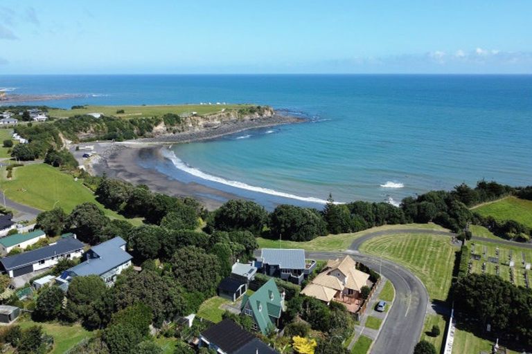 Photo of property in 1 Wilson Road, Opunake, 4616