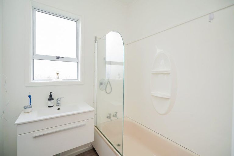 Photo of property in 23 Osborne Street, Riverton/aparima, Riverton, 9822
