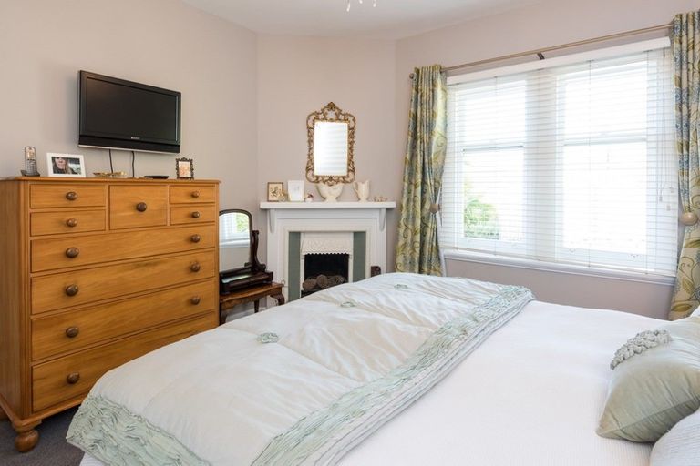 Photo of property in 19-21 Leicester Street, Picton, 7220