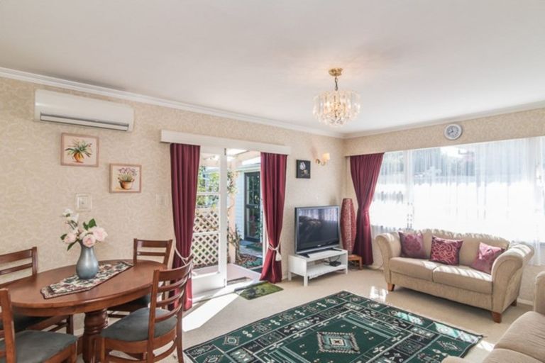 Photo of property in 19 Anthony Grove, Paraparaumu Beach, Paraparaumu, 5032