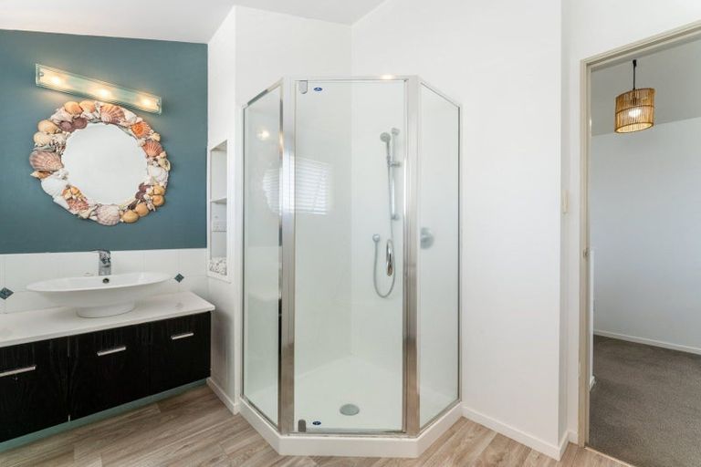 Photo of property in 960a Papamoa Beach Road, Papamoa Beach, Papamoa, 3118