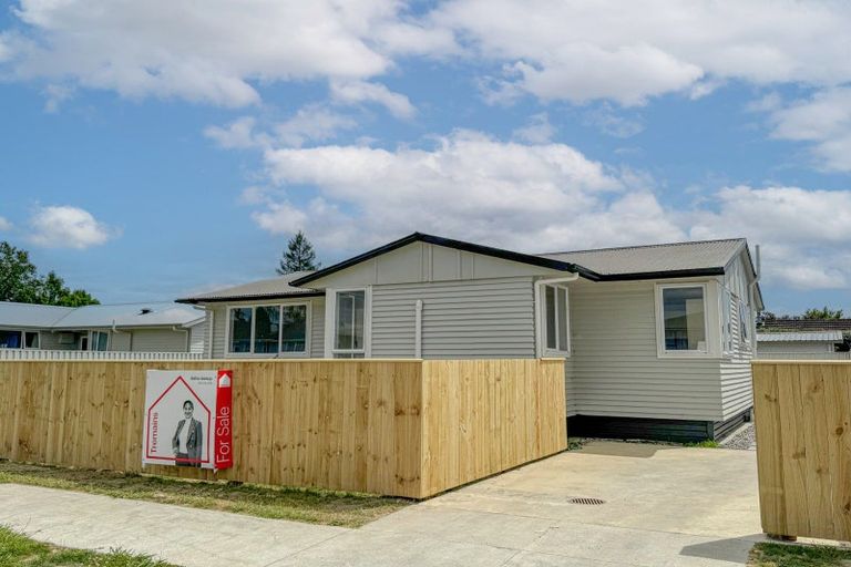 Photo of property in 32a Lipscombe Crescent, Havelock North, 4130