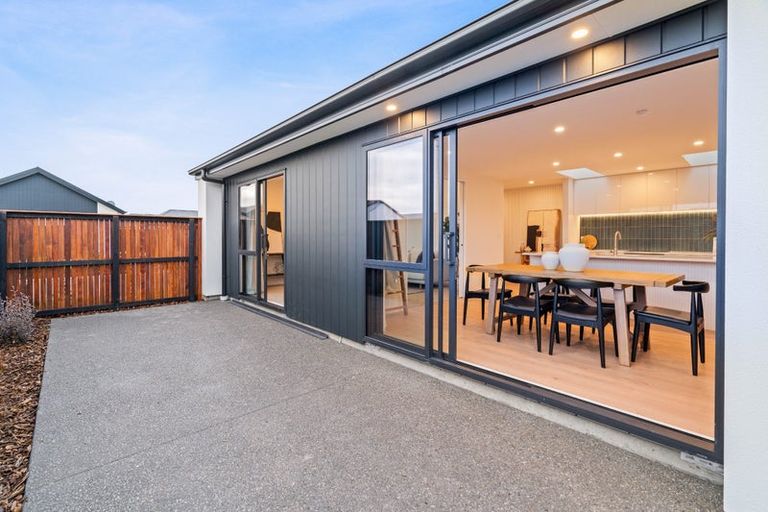 Photo of property in 16 Gingko Lane, Marshland, Christchurch, 8051