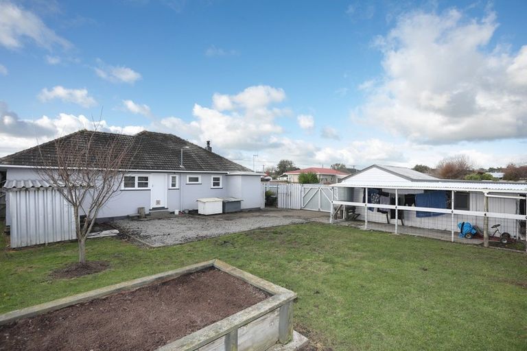 Photo of property in 64 Phillips Street, Sanson, 4817