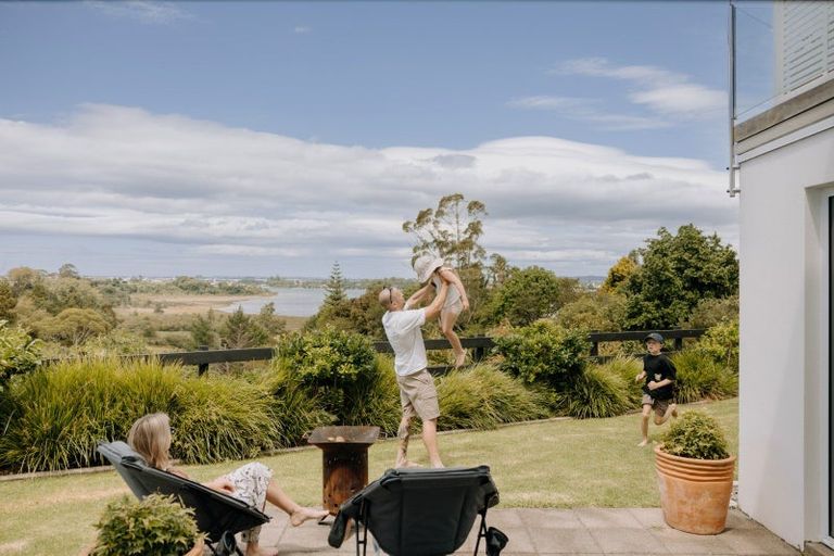 Photo of property in 24 Claremont Terrace, Otumoetai, Tauranga, 3110