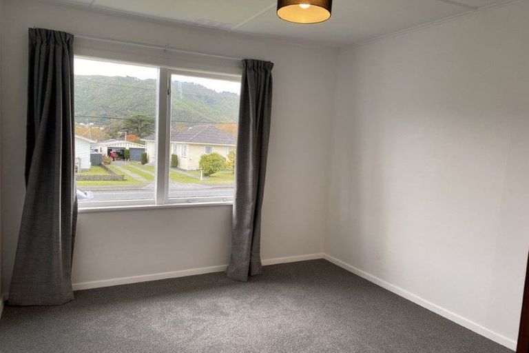 Photo of property in 155 Wellington Road, Wainuiomata, Lower Hutt, 5014
