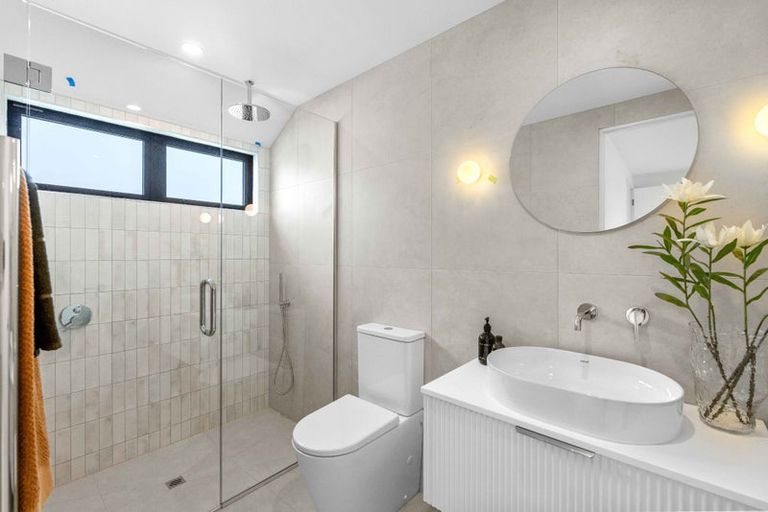 Photo of property in 2/60 Innes Road, St Albans, Christchurch, 8052