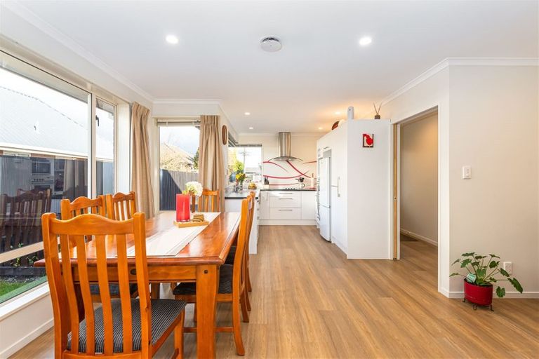 Photo of property in 2/14 Bentley Street, Russley, Christchurch, 8042