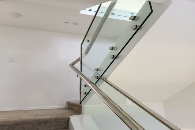 Photo of property in 64c Yeovil Road, Te Atatu Peninsula, Auckland, 0610