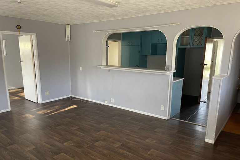 Photo of property in 17 Archmillen Avenue, Pakuranga Heights, Auckland, 2010