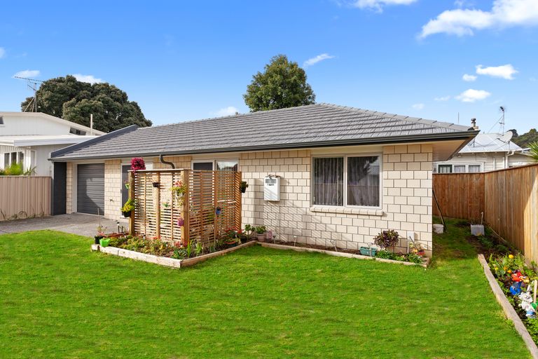 Photo of property in 1a Russell Street, Whakatane, 3120