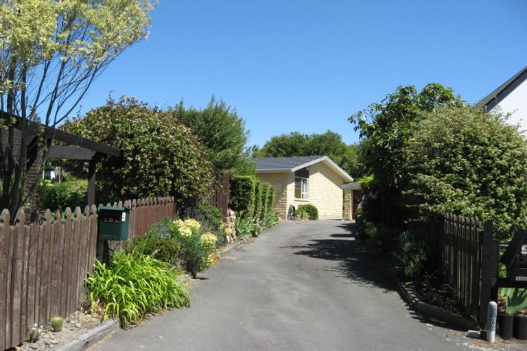 Photo of property in 19a Kingham Place, Avonhead, Christchurch, 8042
