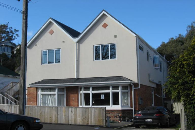 Photo of property in 123 Harbour Terrace, North Dunedin, Dunedin, 9016