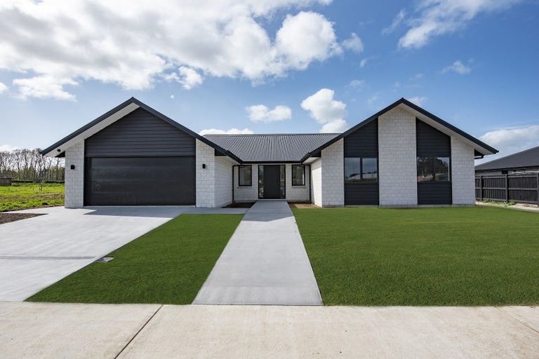 Photo of property in 2/130 Richmond Street, Petone, Lower Hutt, 5012