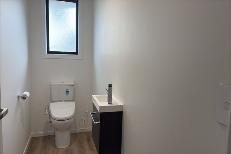 Photo of property in 215 Queens Drive, Windsor, Invercargill, 9810