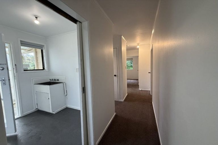 Photo of property in 5a Cherry Tree Place, Massey, Auckland, 0614