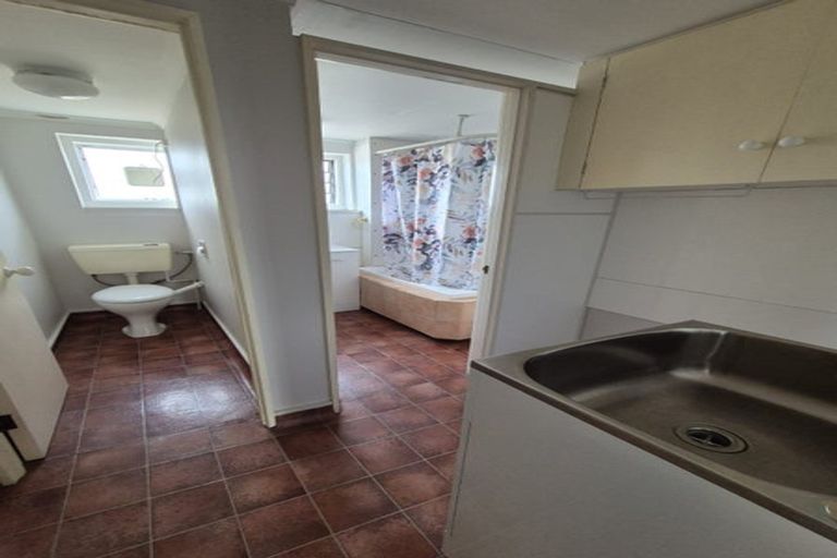 Photo of property in Garlinge Apartments, 14 Rhodes Street, Merivale, Christchurch, 8014