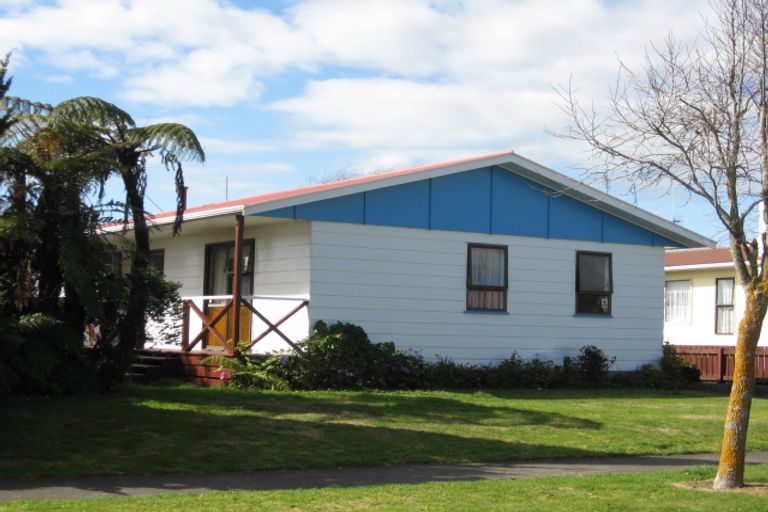 Photo of property in 59 Meadowvale Drive, Levin, 5510