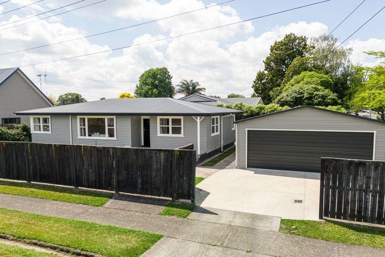 Photo of property in 30 Queen Street, Cambridge, 3434