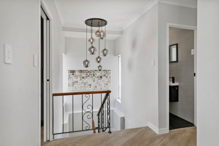 Photo of property in 2a Redwood Drive, Massey, Auckland, 0614