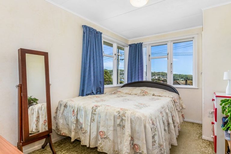 Photo of property in 30 Chaffey Crescent, Titahi Bay, Porirua, 5022