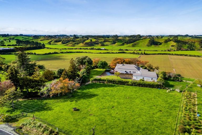 Photo of property in 817 Egmont Road, Hillsborough, New Plymouth, 4372