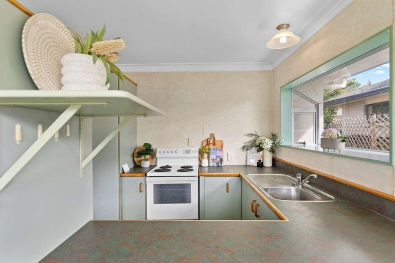 Photo of property in 28 Sunvale Place, Gate Pa, Tauranga, 3112